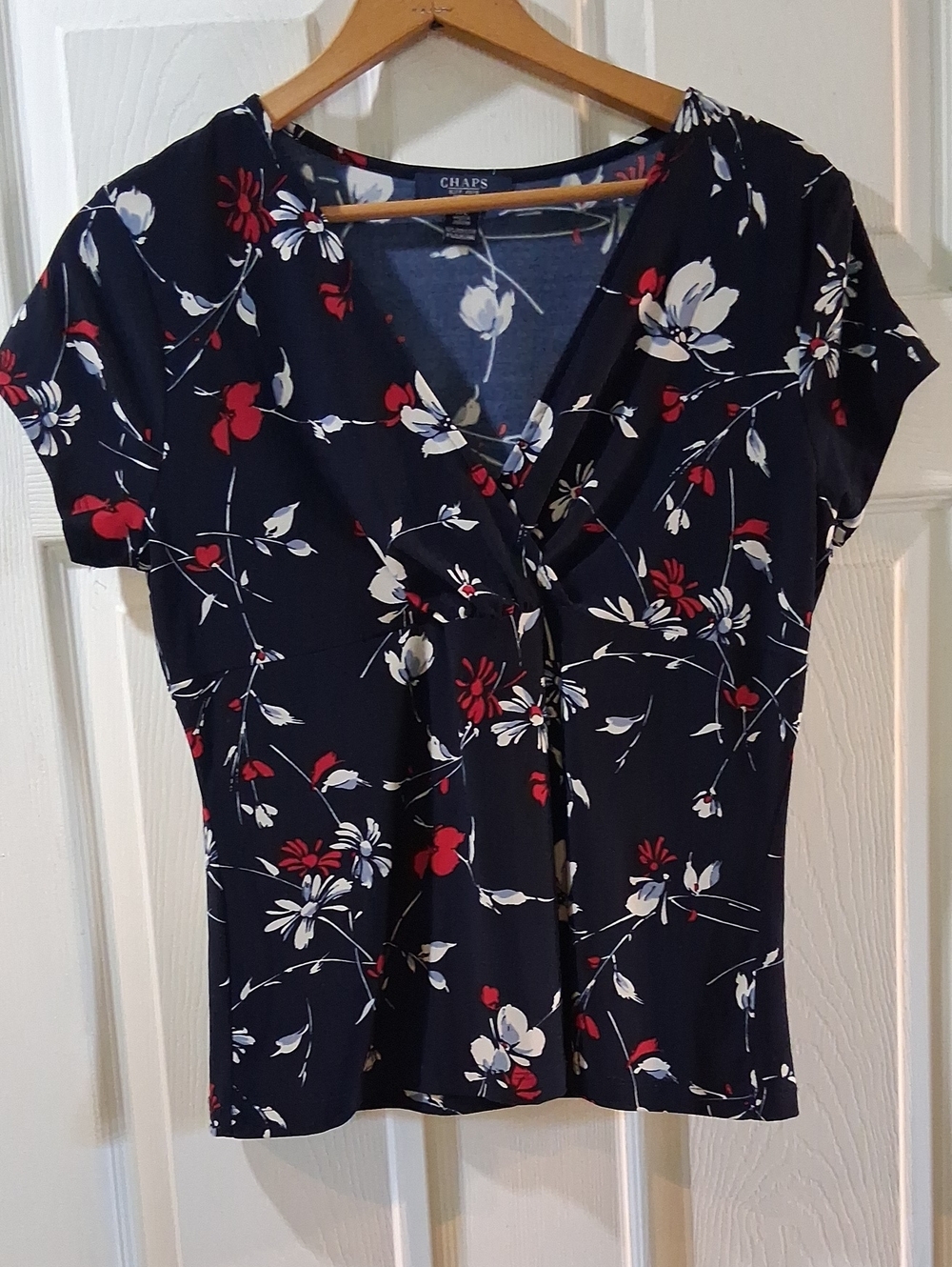 Chaps Navy Floral V-Neck Short Sleeve Top
